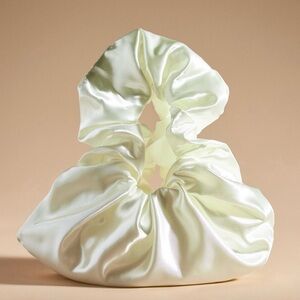 Room Shop Bounce Baguette Satin Cream Bag
